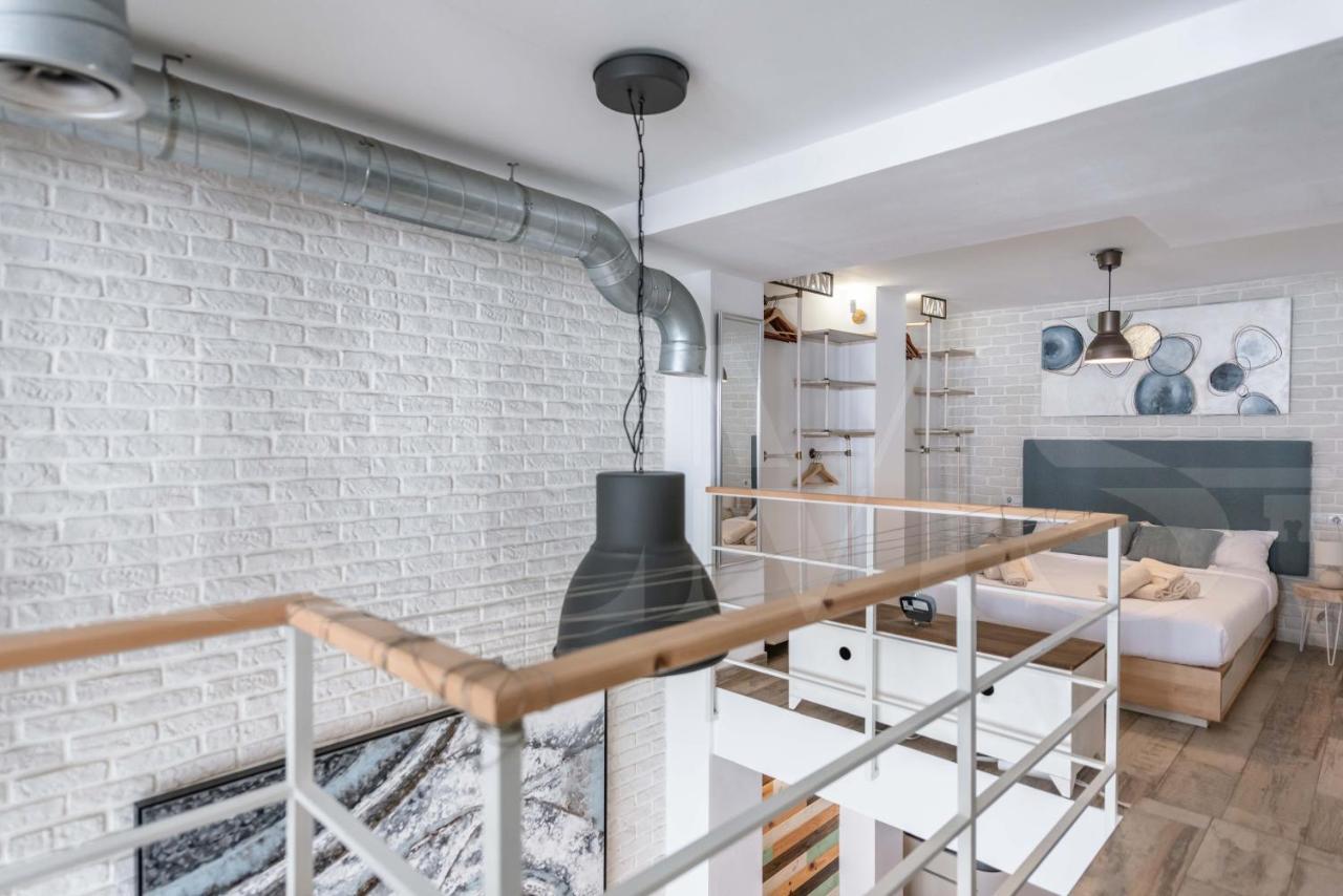 Bright Duplex Loft Next To The City Center By Rems Malaga Zewnętrze zdjęcie